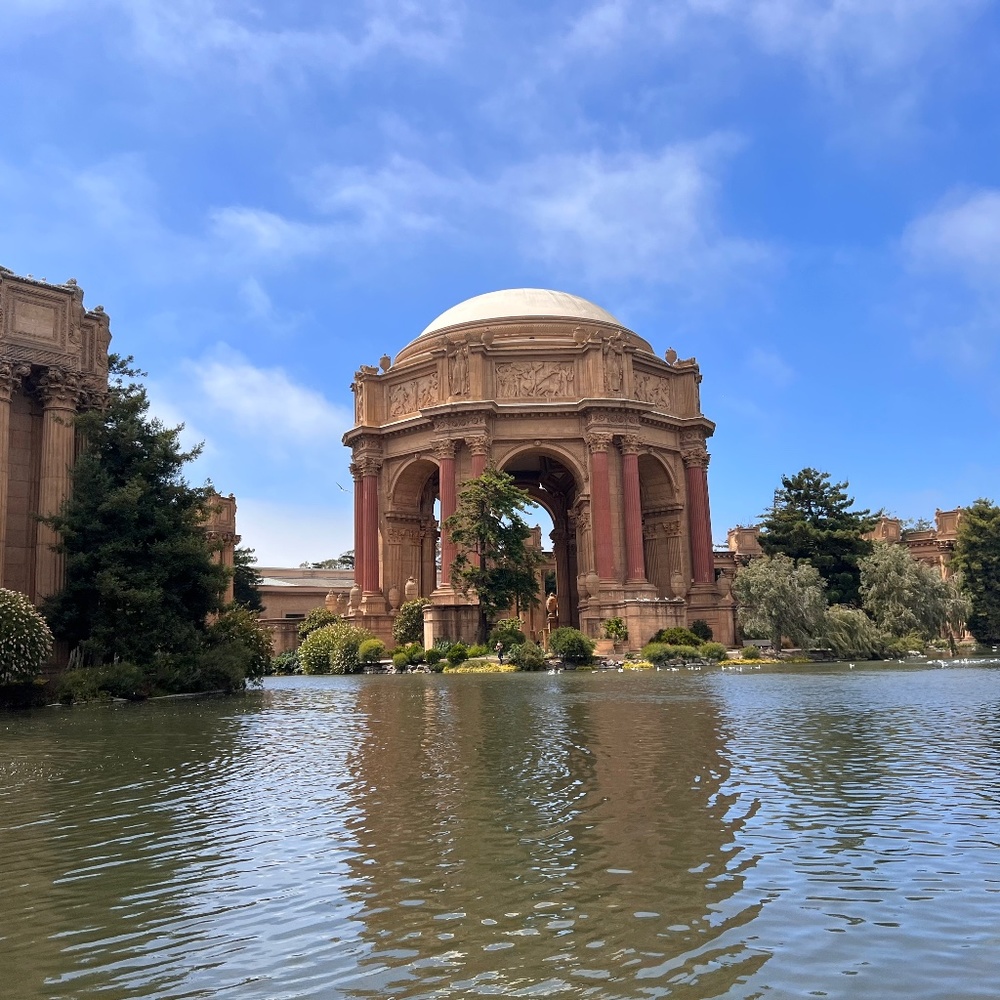 Meet your Posher, Samantha